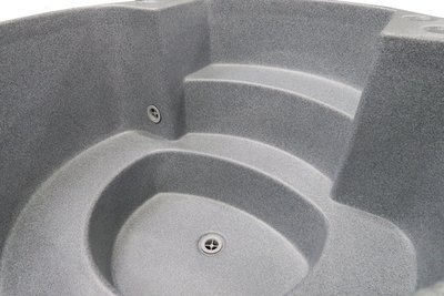 Familie hottub Kirami