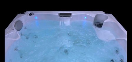 Jacuzzi&reg; J-215