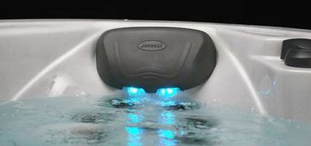 Massagekussen in 5 persoons jacuzzi