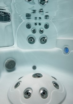 Voetmassage in J-355 jacuzzi