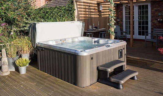 Betaalbare J-245 Jacuzzi® 