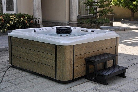 Houten jacuzzi