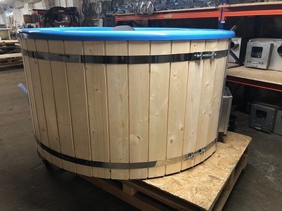 Luxe hottub met spruce hout