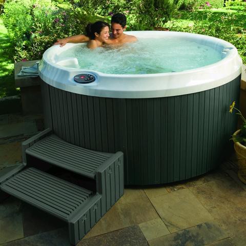 Kleine ronde jacuzzi J-210 voor op of patio