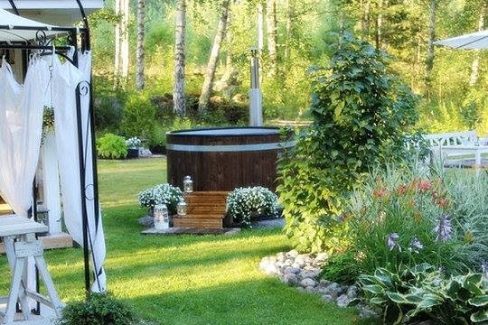 Goedkope hottub in de tuin