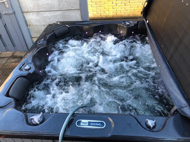 Testen van de jacuzzi