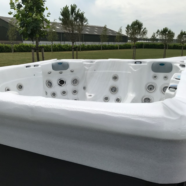 Kuip van de jacuzzi