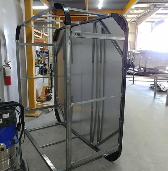 Stalen frame kleine spa