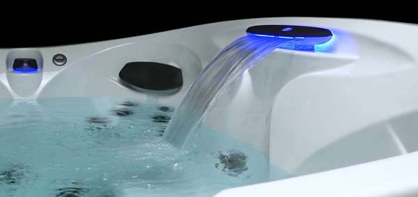 Waterval in jacuzzi 8 personen